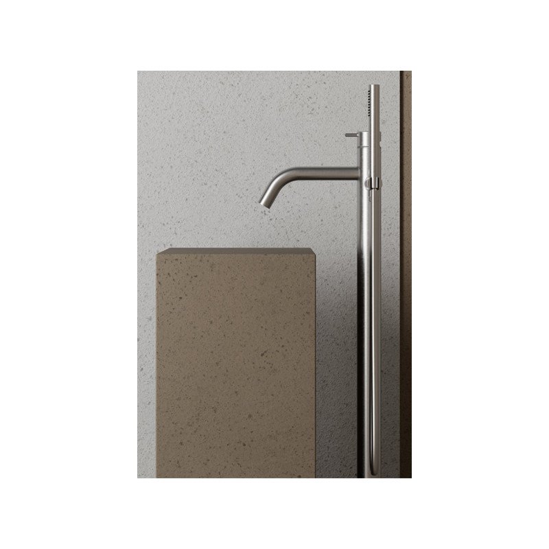 NIC Design Made Douchekranen