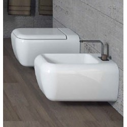 WC suspendu blanc design ENJOY 35x53 cm, céramique italienne CIELO