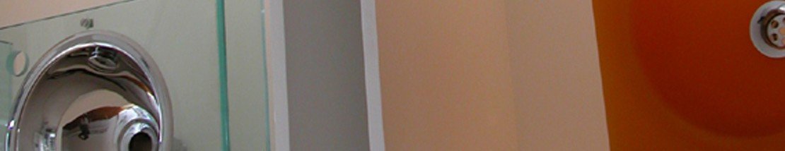 lavabosinks.store säljer handfat, toaletter, badkar, plattor, kranar och tillbehör från Italien